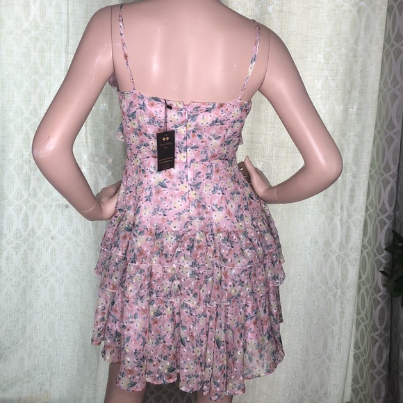 SLEEVELESS RUFFLE FLORAL MINI DRESS - Picture 9 of 9